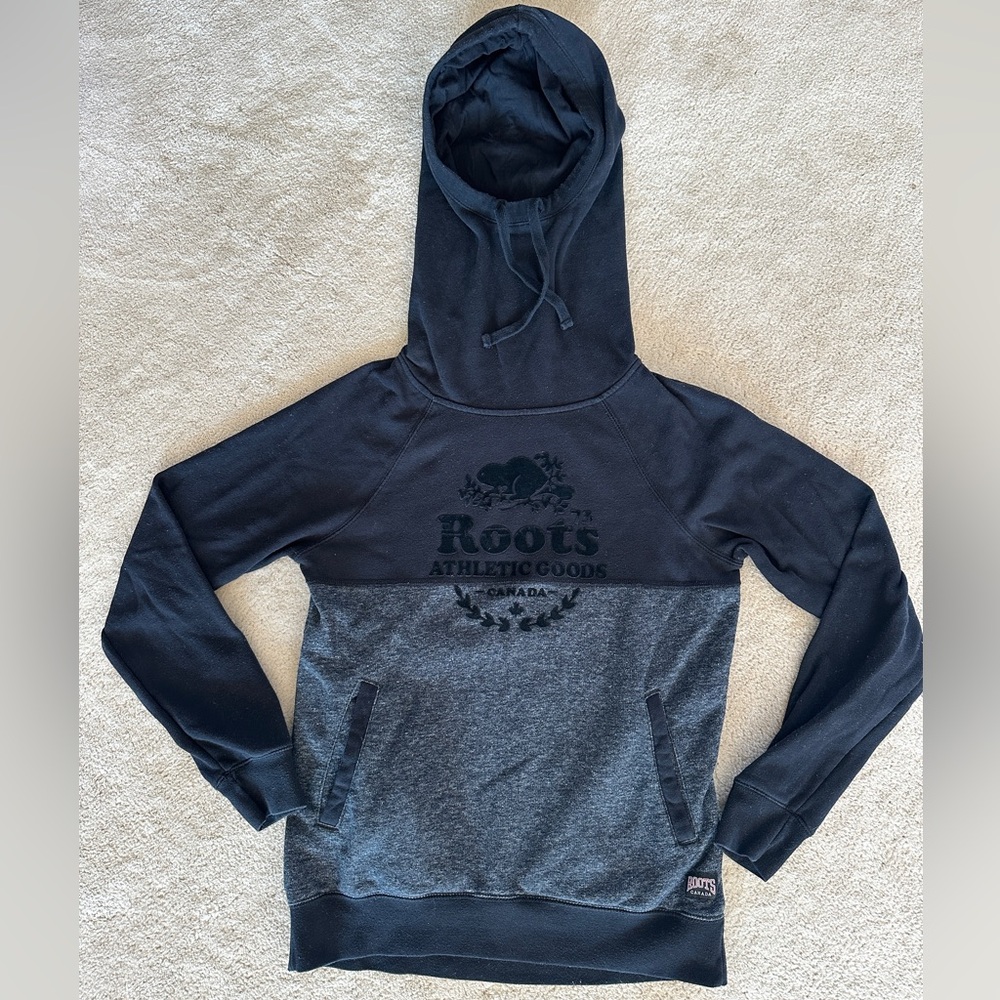 Roots Grey and Black Label Pullover